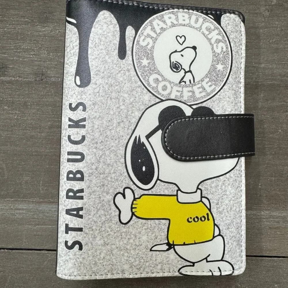 Starbucks Snoopy A6 6 Ring Binder & Paper